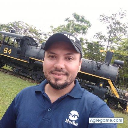 Carlos2092 chico soltero en Arraiján