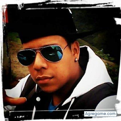 JhonC21 chico soltero en Trujillo
