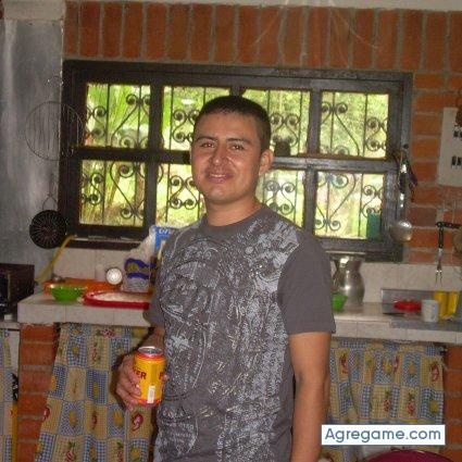 andres002 chico separado en Caicedonia