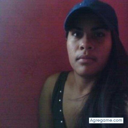viannis chica soltera en Benajarafe
