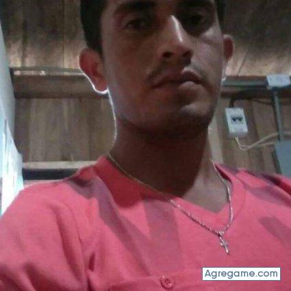 YAGA03 chico soltero en San Carlos