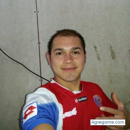 Yaanf chico soltero en San José