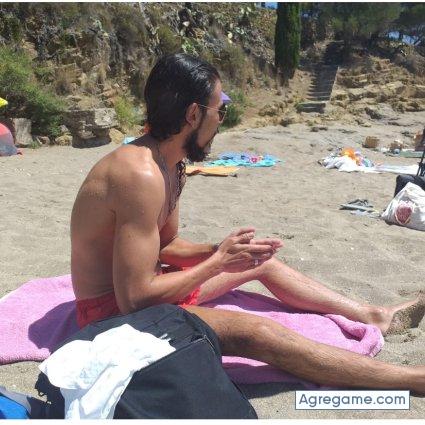 Jojo8881 chico soltero en Figueres