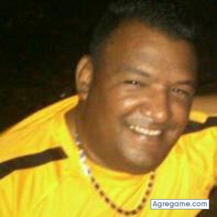 leoeltiburon chico soltero en Santa Rita