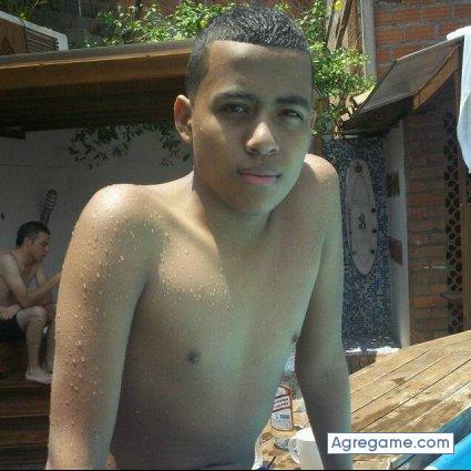 carlitos51 chico soltero en Envigado