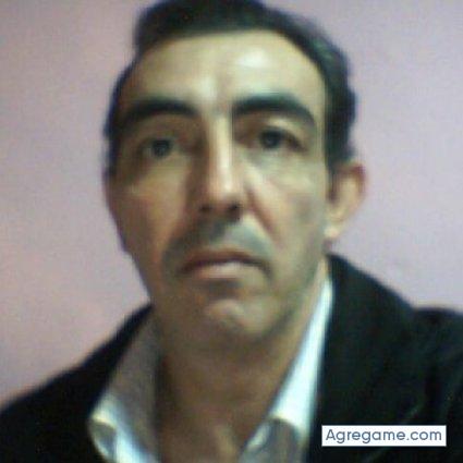 cai chico divorciado en Binissalem