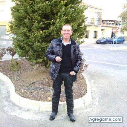 Josereche chico soltero en Aguilas