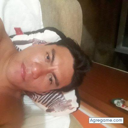 Oberkonn chico soltero en Asia