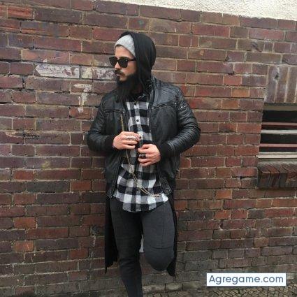 Segurolg chico soltero en North Miami Beach