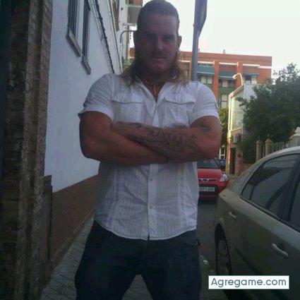 osoamoroso30 chico soltero en Sevilla
