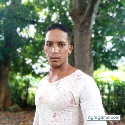 Torresgg2828 chico soltero en Mayarí