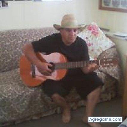 juliansosa8647 chico soltero en West Covina