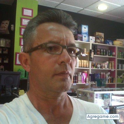 achonto chico soltero en 