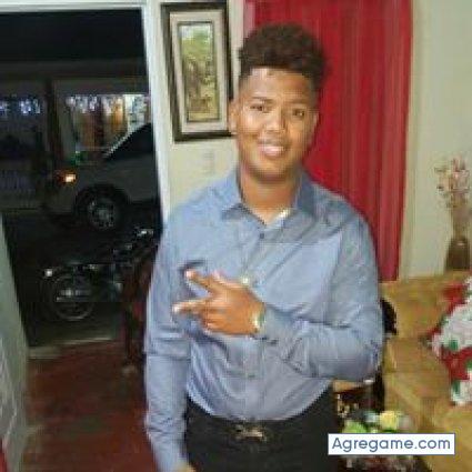 ucetaargenis chico soltero en New Brunswick