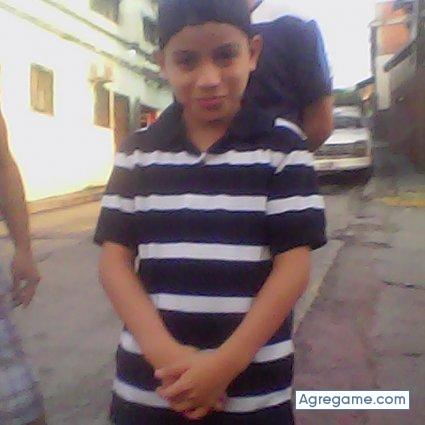 femedina28 chico soltero en Las Adjuntas