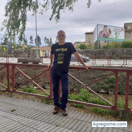 Calabozo77 chico soltero en Vilagarcia De Arousa