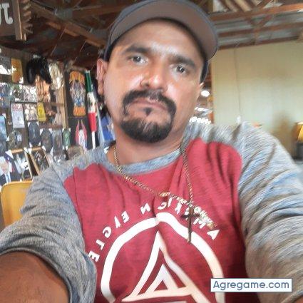 Hectorartiaga chico soltero en High Point
