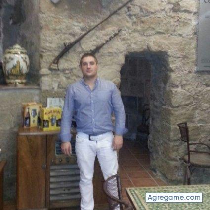 victor904 chico soltero en El Pont De Suert