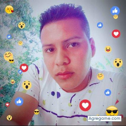 leugimlocxi chico soltero en San Jose Chiquilaja Quetzaltenango