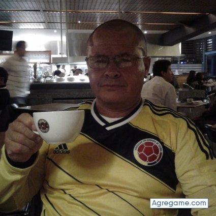 Carlospekas chico soltero en Betania