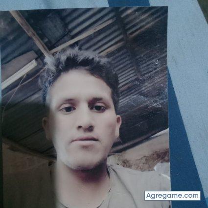 Enerlizarbe chico soltero en Huanta