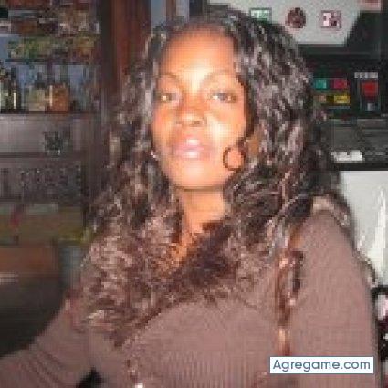 cubanahermosa chica divorciada en Elda