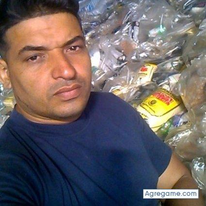 wilfredoroman39 chico soltero en 