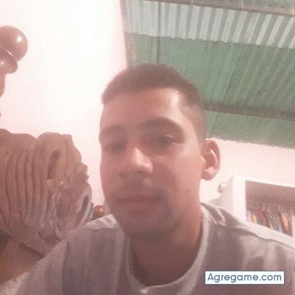 Frank_8015 chico soltero en Las Cabimas