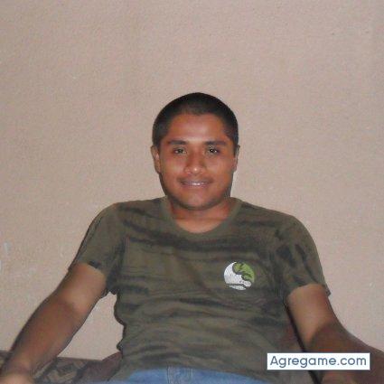 ALEXELMORENO chico soltero en Lima