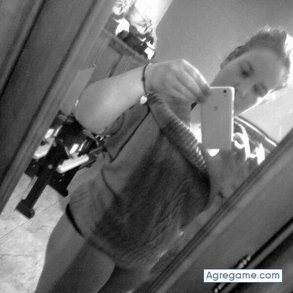 Enana18 chica soltera en L'Eliana