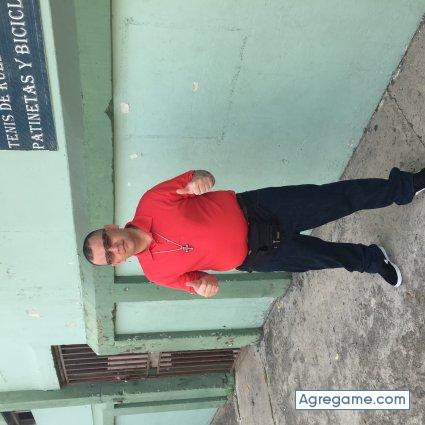 Guijagl chico soltero en San Juan