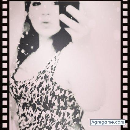 Blancavilla chica soltera en Huntington Beach