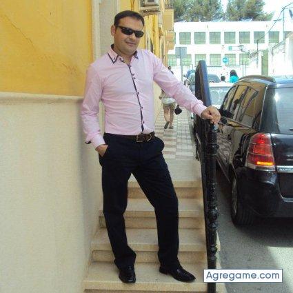 cristobin chico soltero en Palma Del Rio