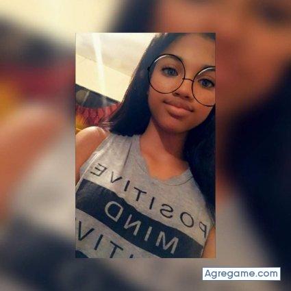 estefaniechalas chica soltera en Pedro Brand