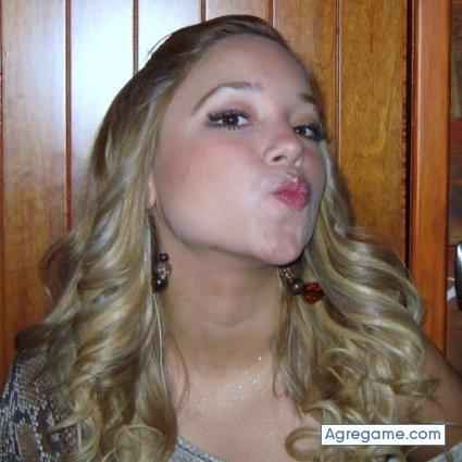 michell018 chica soltera en Tekit