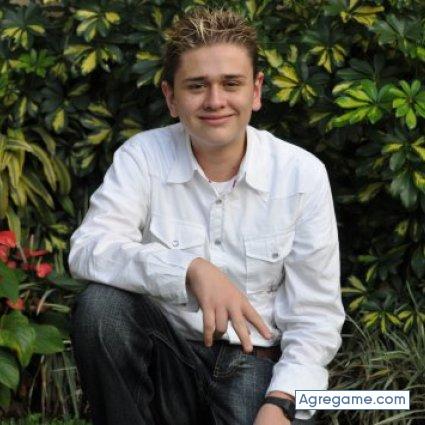 Tino18 chico soltero en Alajuelita