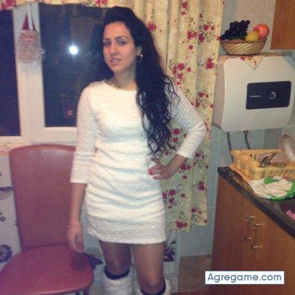 aniella29 chica soltera en Caravaca