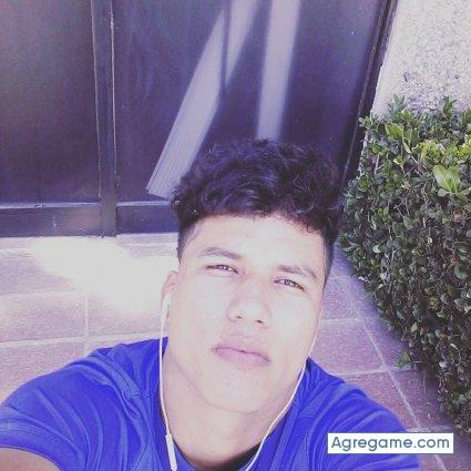 negritoojos chico soltero en Marshall