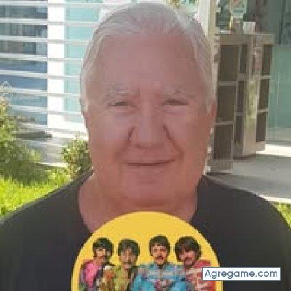 carlesnavalpotro chico divorciado en Almensilla