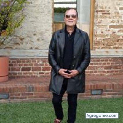 andresfranco7235 chico soltero en Santa Eulalia