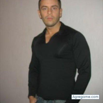 Quedicetu chico soltero en Vigo