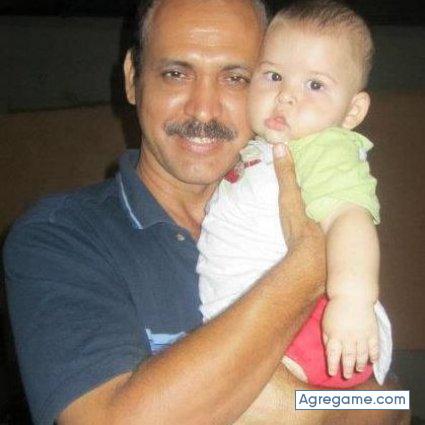 marcosquinto chico soltero en Sabana Grande