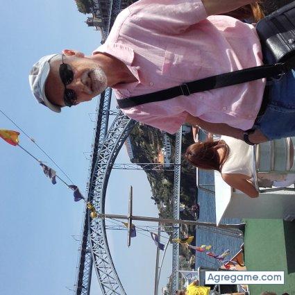 Fitino chico divorciado en Vigo