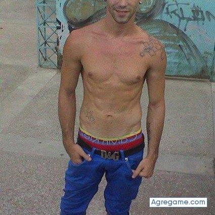 housero22 chico soltero en La Vaguada