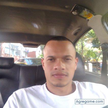 Edu1017 chico soltero en Medellín