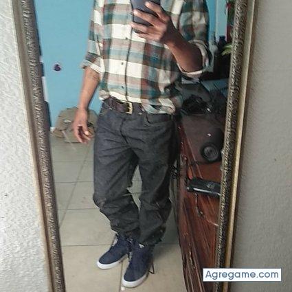 Bonyl chico soltero en Astoria