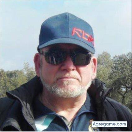 QUIQUE1988 chico soltero en Córdoba