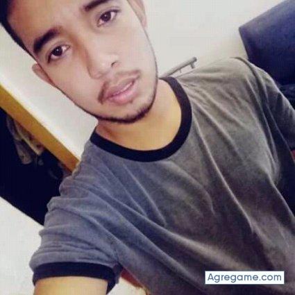 eviilsparta chico soltero en Puerto Viejo