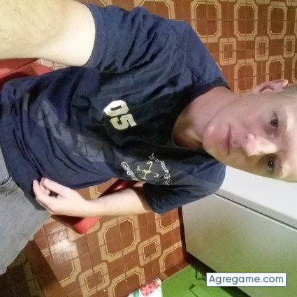 Rosenildo chico soltero en Arquitecto Tomás Romero Pereira