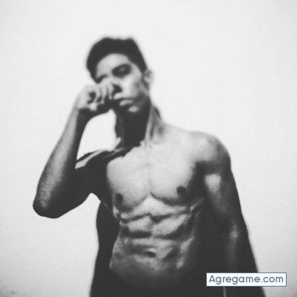 Alexillan chico soltero en San Salvador El Verde